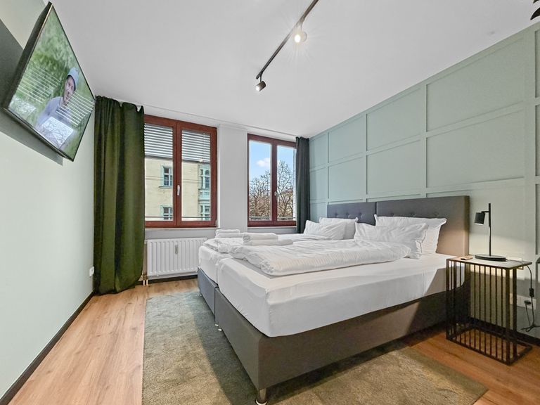 flatista homes apartments in München, Wohnung "Albrecht", Schlafzimmer
