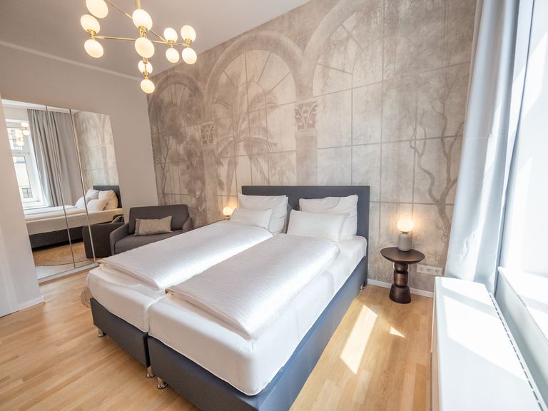 flatista homes apartments in München, Wohnung "Isabella", Schlafzimmer