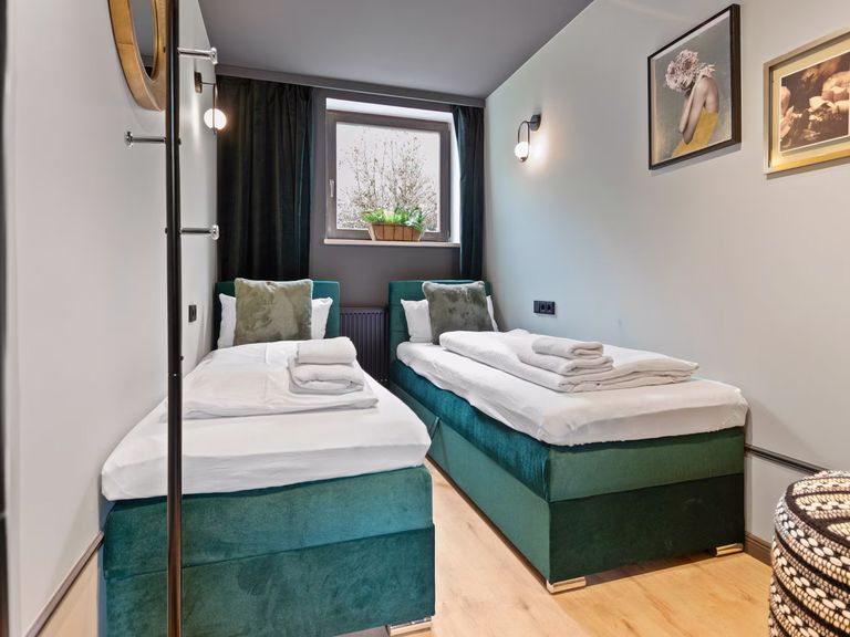 flatista homes apartments in München, Wohnung "Jungle House", Schlafzimmer