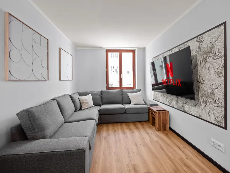flatista homes apartments in München, Wohnung "Otto", Wohnzimmer