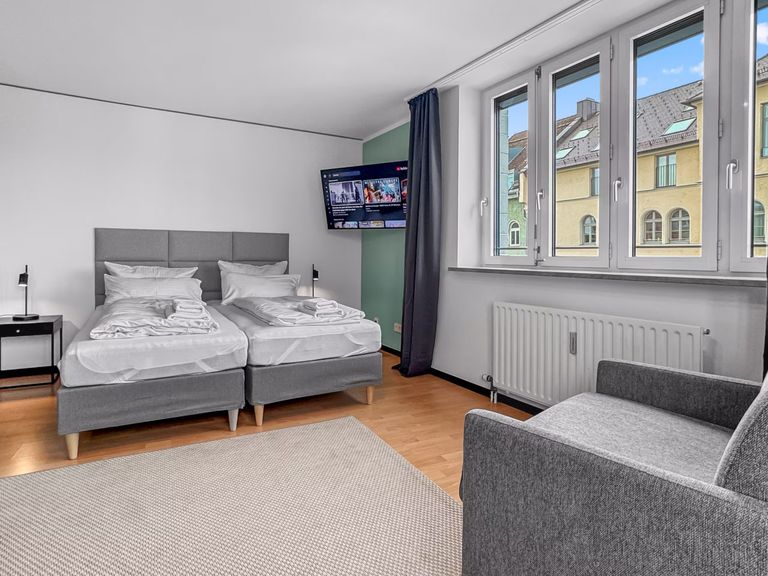 flatista homes apartments in München, Wohnung "Rudolf", Schlafzimmer
