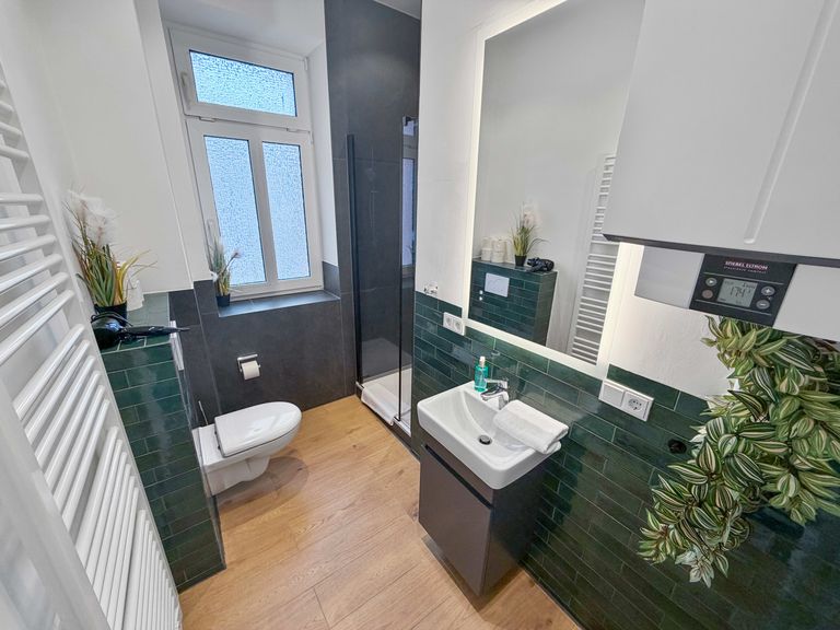 flatista homes apartments in München, Wohnung "Sophie", Bad